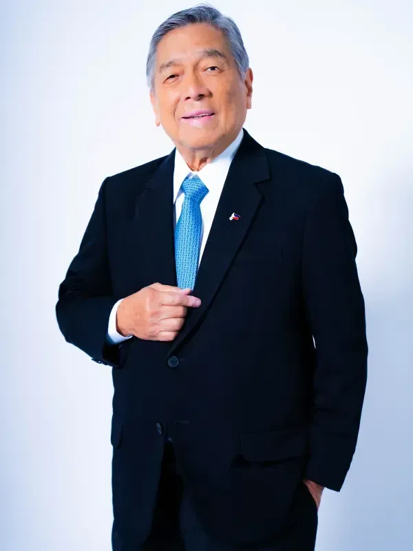 Alfredo M. Yao