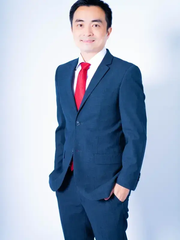 Christopher Lim